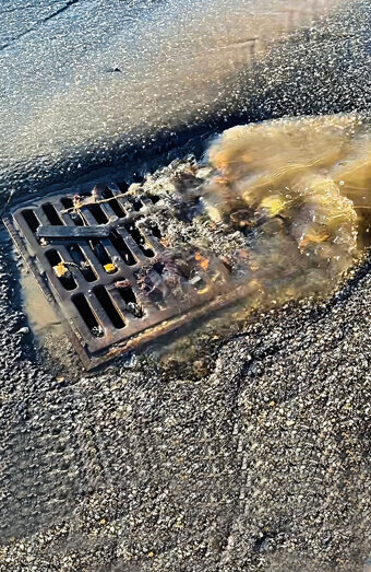 https://blockeddrainsleederville.com.au/uploads/2025/07/stormwater-drains-40331.jpg